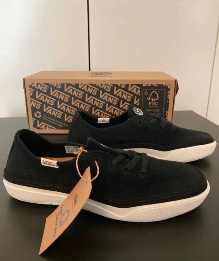 Vans basket circle vee noir Taille 37 Neuves dans son boîte d'origine