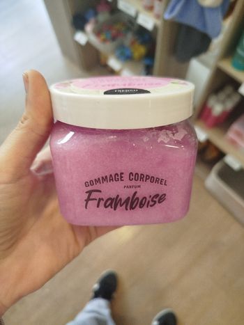 Pot gommage framboise 