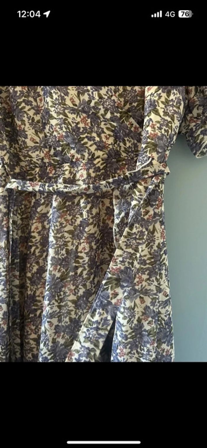 Jolie petite robe avec motifs et détails, ceinture à la taille • Miss Guided • Taille 34/XS - photo numéro 6