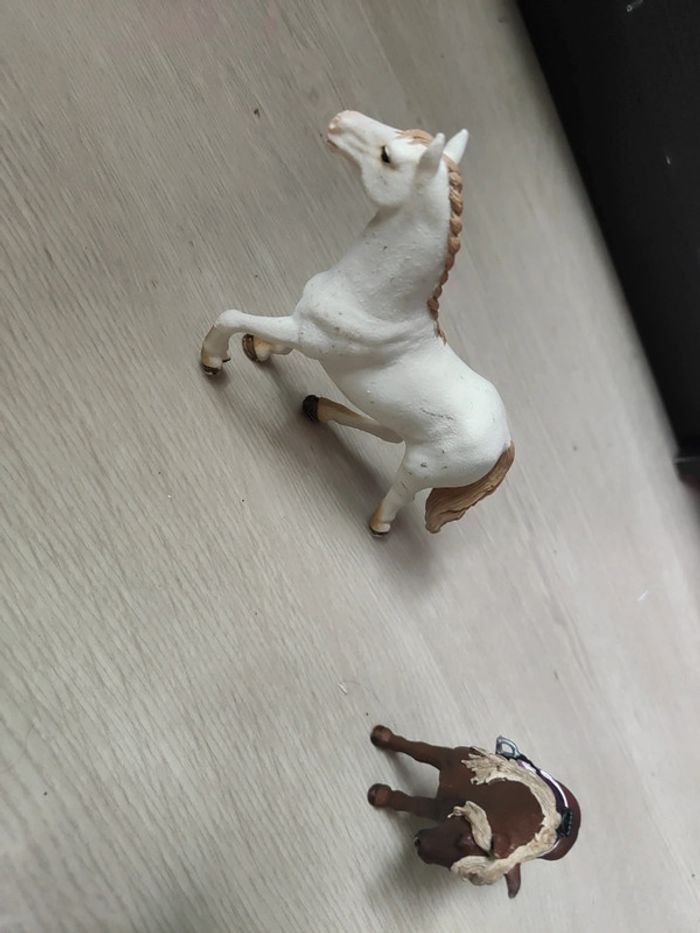 Lot de 4 chevaux Schleich - photo numéro 7