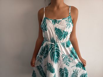 Robe d'été verte feuille 11 12 ans  neuve