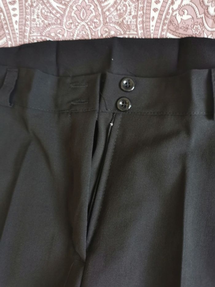 Pantalon noir - photo numéro 2