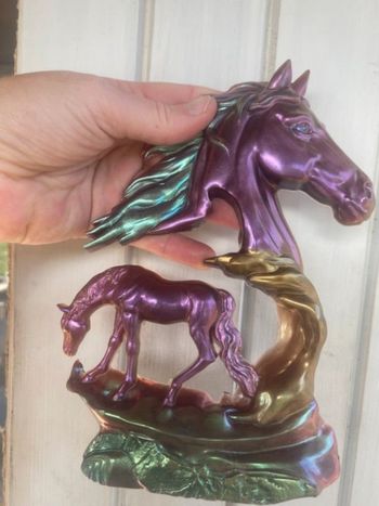 Cheval en résine