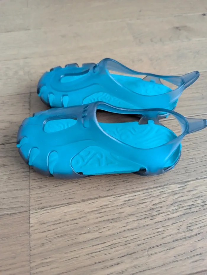 Chaussures de plage - photo numéro 5
