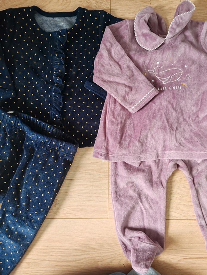 Lot de deux pyjamas 2 pièces 12 mois - photo numéro 4