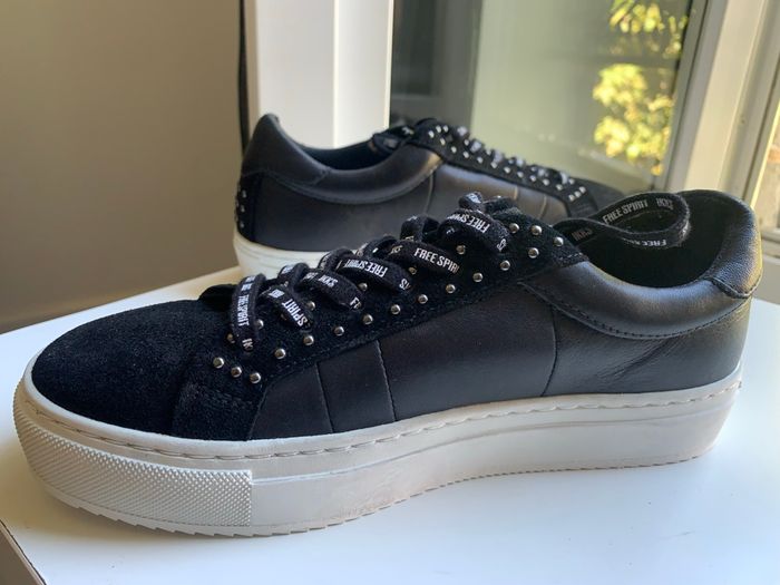 Chaussures IKKS neuf jamais porté - photo numéro 7