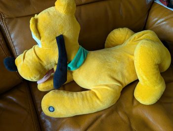 Peluche pluto sonore