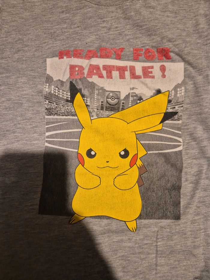 Lot t shirt manches longues pikachu 5 ans - photo numéro 2