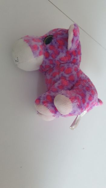 Peluche rose et violette