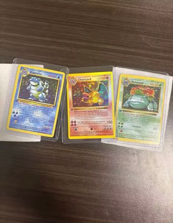 Pokemon 3 starter 1st Edition Charizard 4/102/blastoise 2/102/venusaur15/102