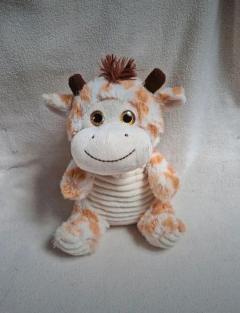 Neuf jolie peluche girafe