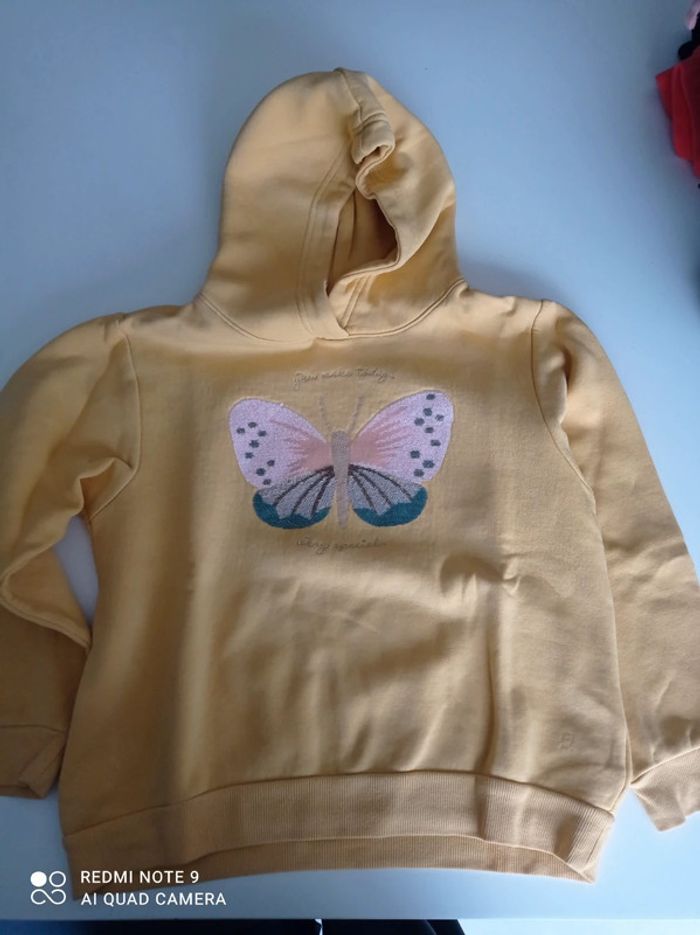 Sweat à capuche 8/10 ans