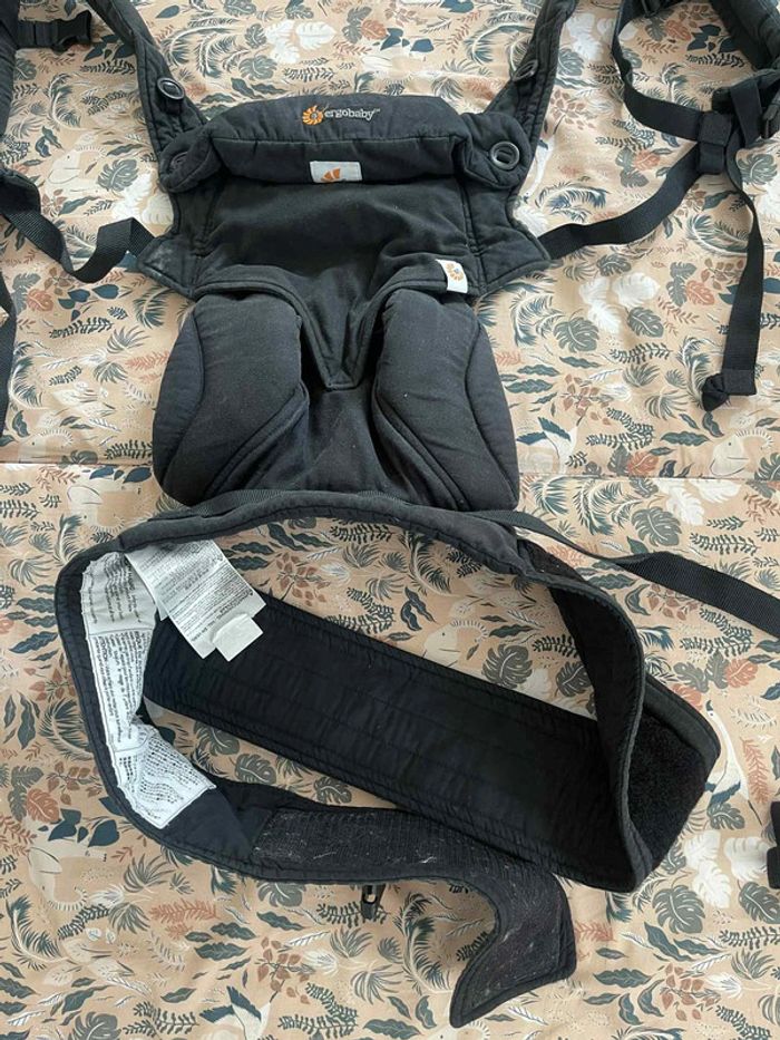 Ergobaby 360 + coussin pour la naissance - photo numéro 6