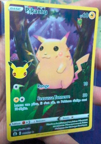 Carte pokémon Pikachu