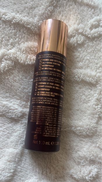 Spray fixateur charlotte tilbury 