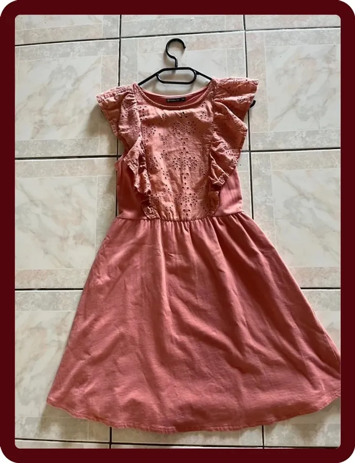 Robe rose