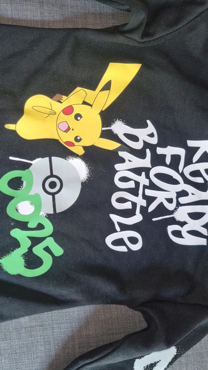 Ensemble jogging molletonné pokemon 5/6 ans en très bon état - photo numéro 9