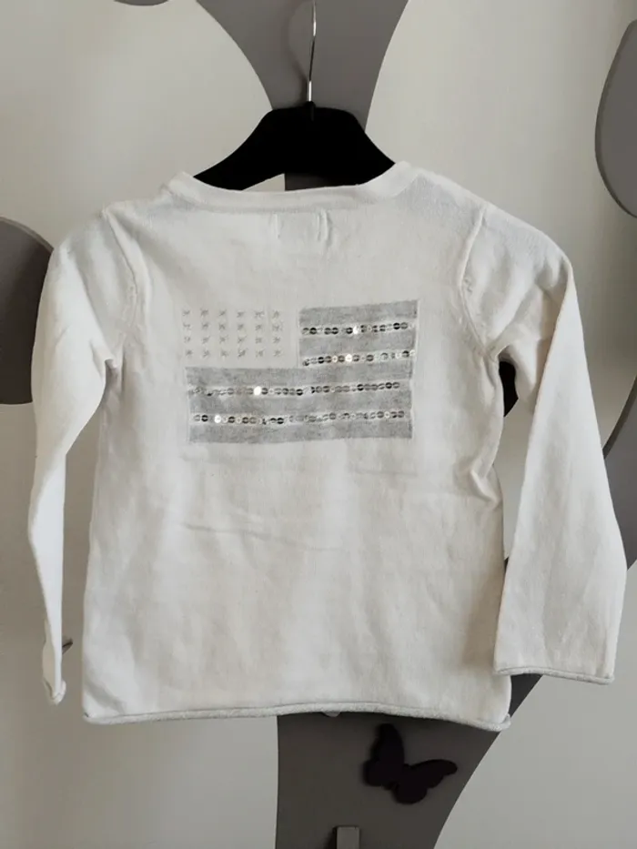 Pull blanc liseret argenté poignets et bas du pull Cyrillus taille 4 ans - photo numéro 3