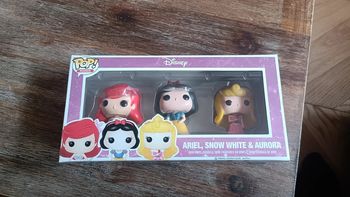 Funko pop 3 pack Ariel , Snow white, aurora