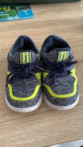 Basket sans marques pointure 25