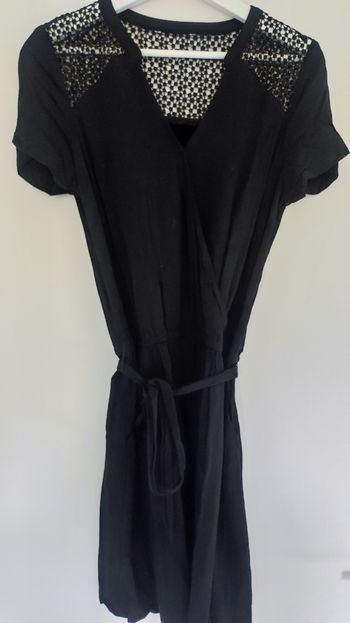 Robe noire courte camaïeu T38
