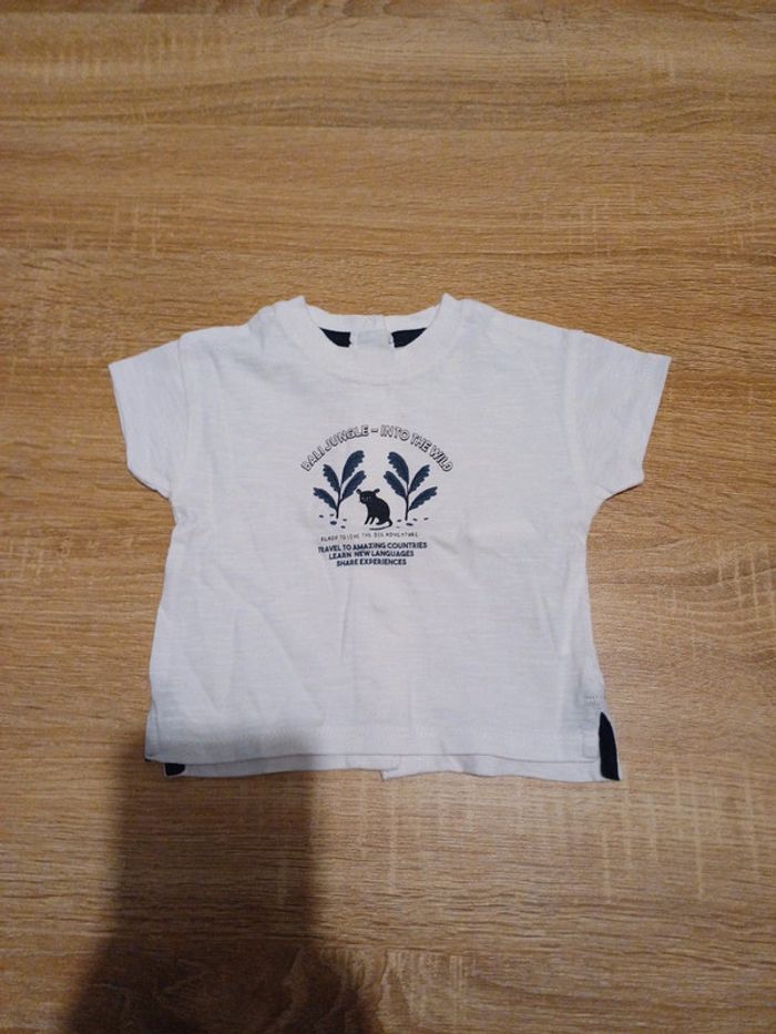 Tee shirt
