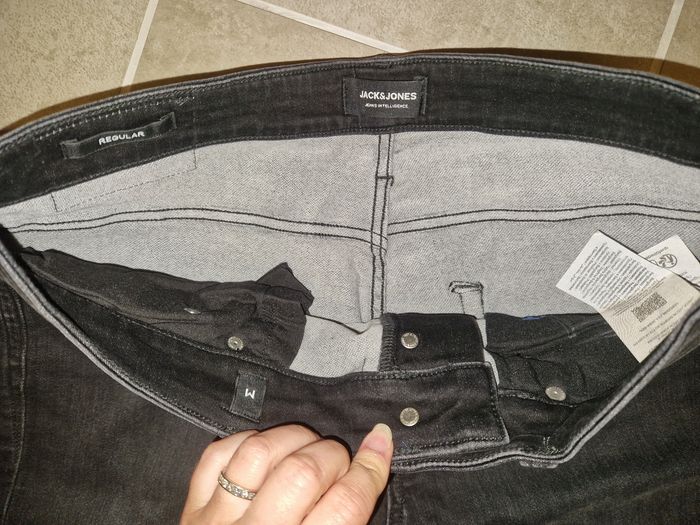 Short bermuda Jack & Jones en jean taille M NEUF - photo numéro 2