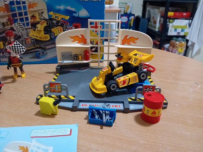 Playmobil City Action 6869 Atelier karting - photo numéro 4