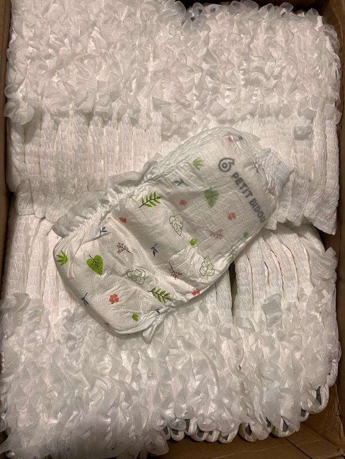 Lot 120 couches culottes taille 6