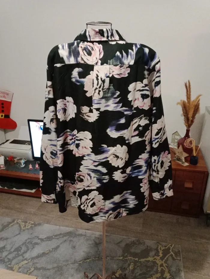 Chemise motifs fleurs - photo numéro 7