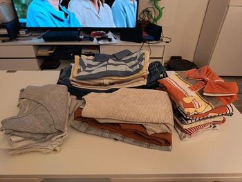 Lot de 32 vêtements garçon 6 mois 