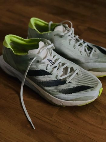 Chaussures running Adidas adios 8