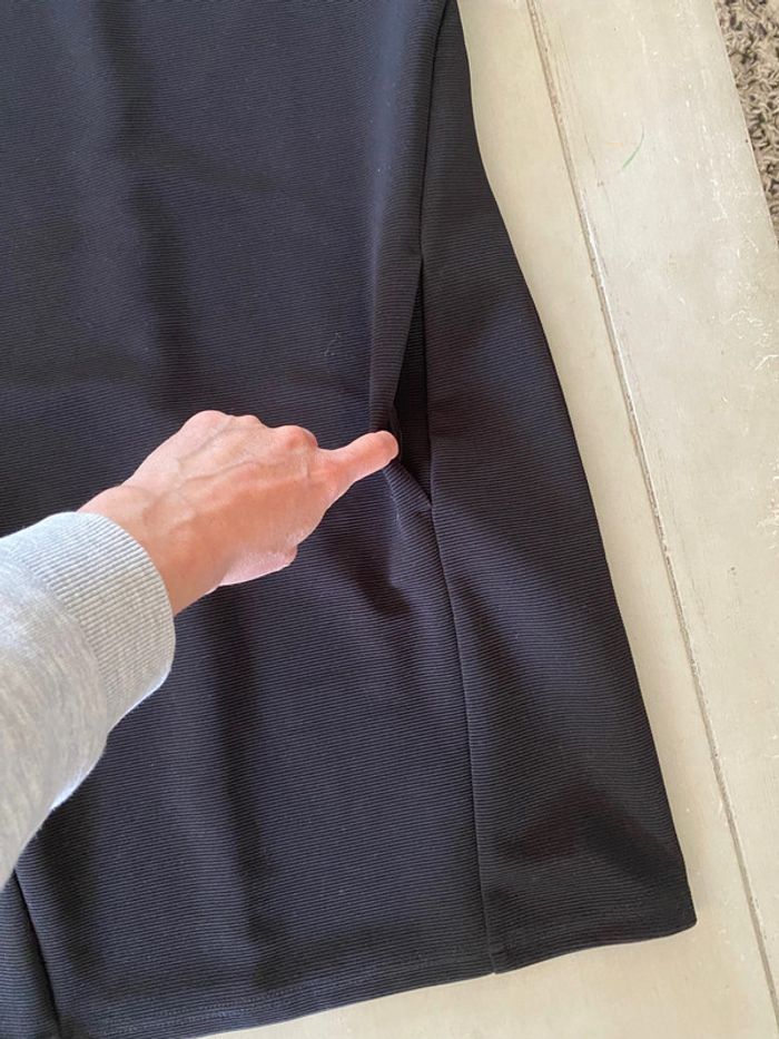 Robe noire Camaieu taille 38 - photo numéro 10