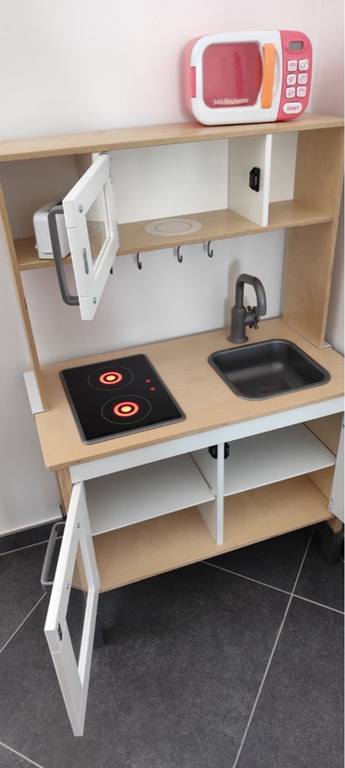 Cuisine en bois pour enfant - photo numéro 2