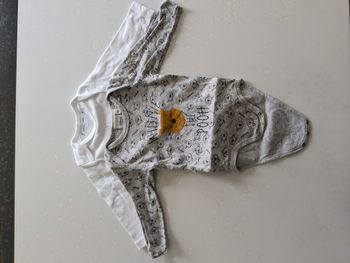 Lot de 2 bodys manches longues 6 mois