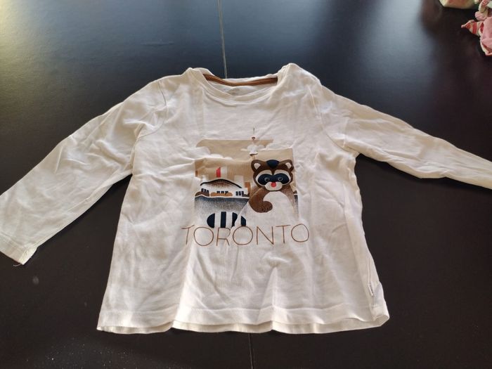 Lot t-shirt manches longues et pull - photo numéro 10