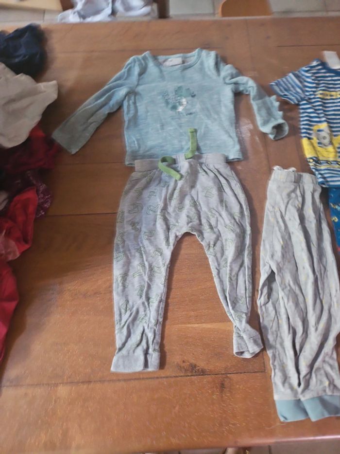 Lot pyjama - photo numéro 4