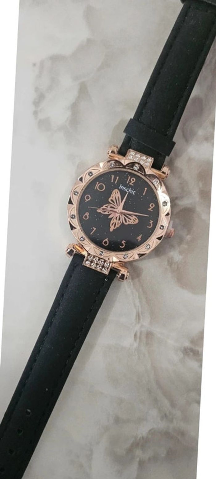 Montre neuve pour femme
