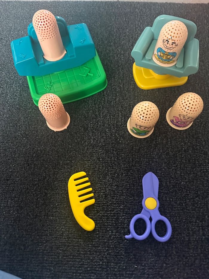 Kit pâte à modeler coiffeur playdoh