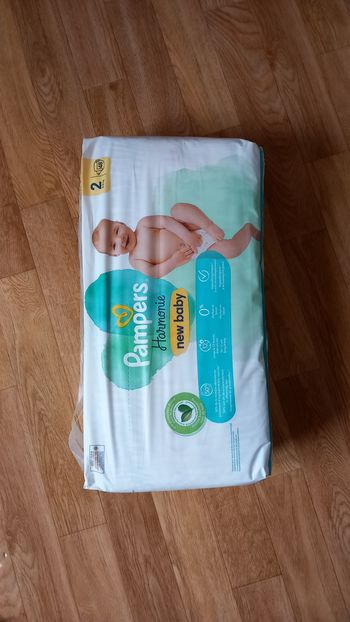 48 Pampers harmonie T2
