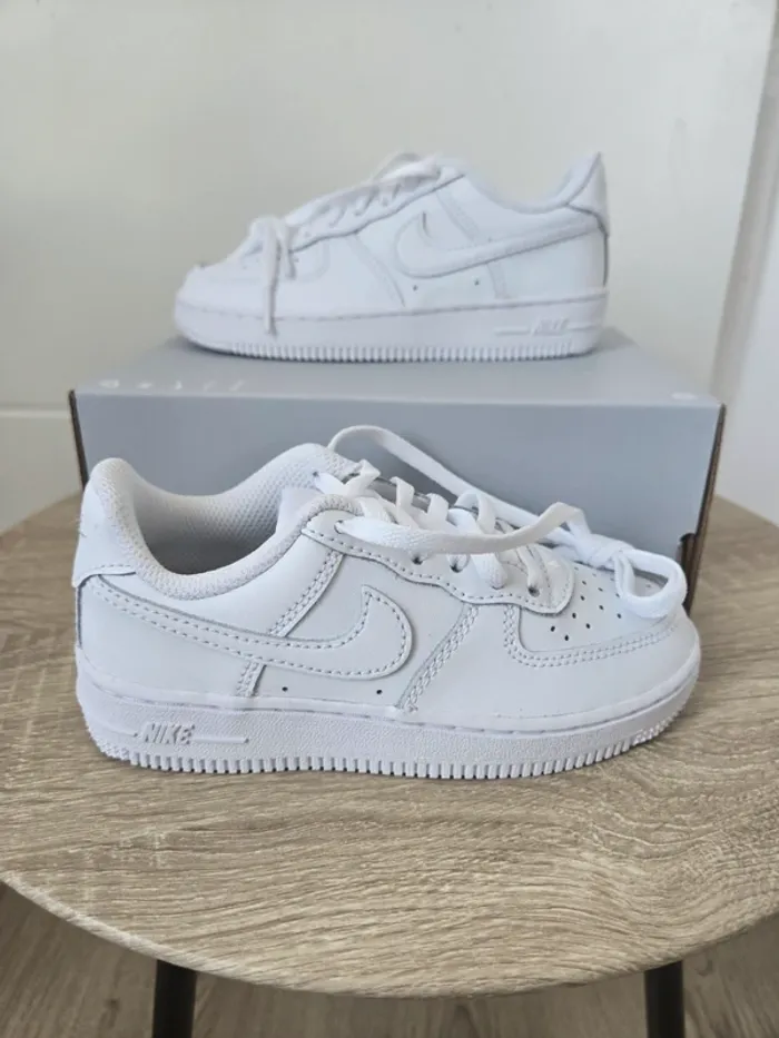 Nike air force 1 taille 28 neuves blanche - photo numéro 2