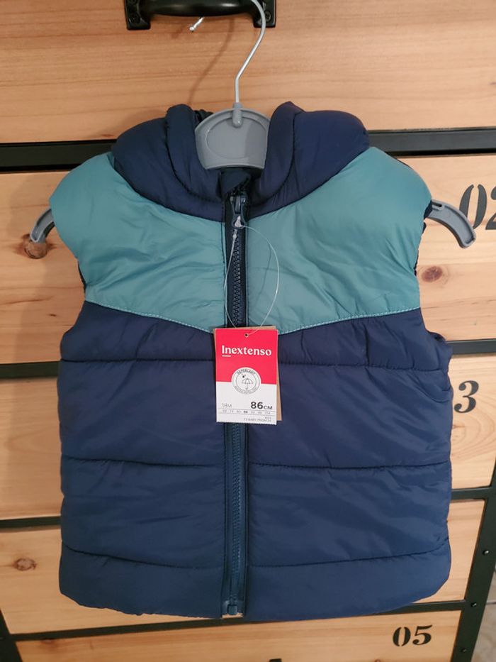 Veste sans manches toute neuve In extenso Taille 18 mois - photo numéro 2