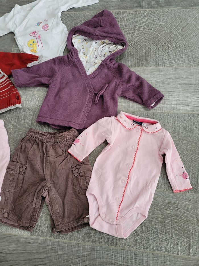 Lot vêt fille hiver 1 mois 53 cm - photo numéro 3