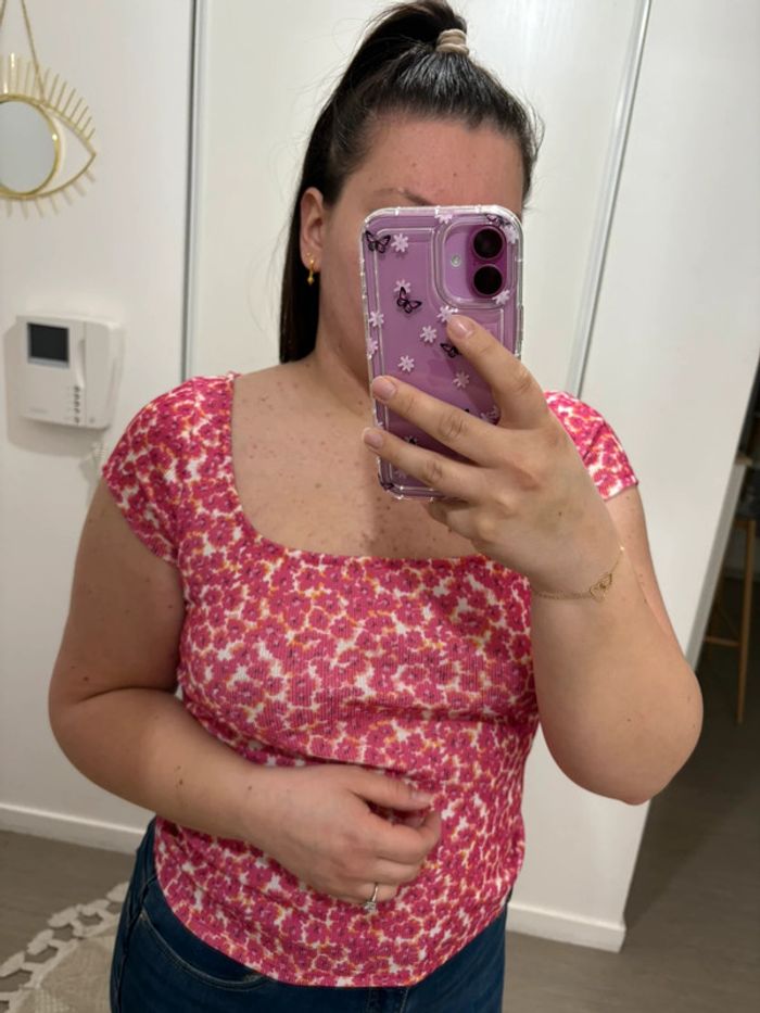 T shirt à fleurs - photo numéro 3