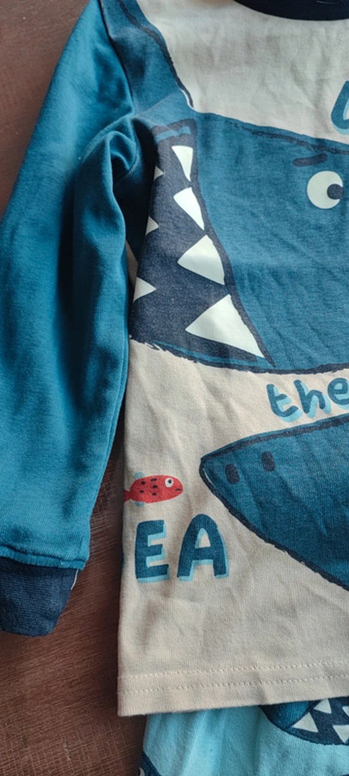 Joli pyjama 2 pièces mi-saison T6ans - photo numéro 4