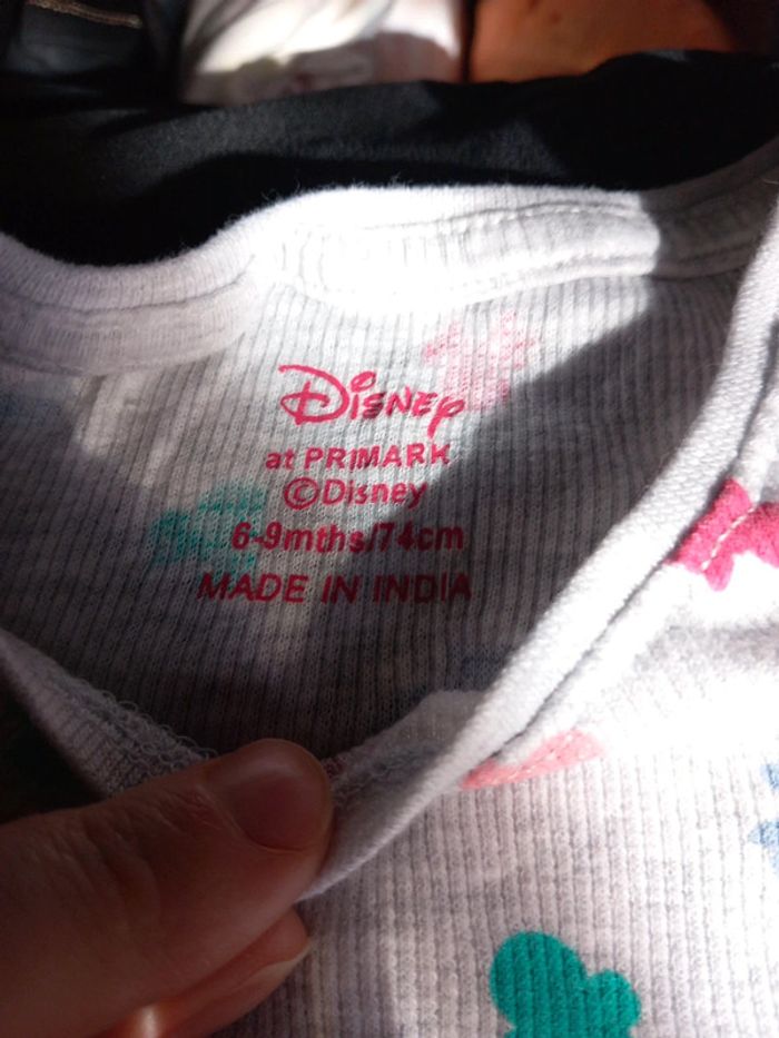 T-shirt taille 6/9mois 74cm primark disney minnie - photo numéro 2