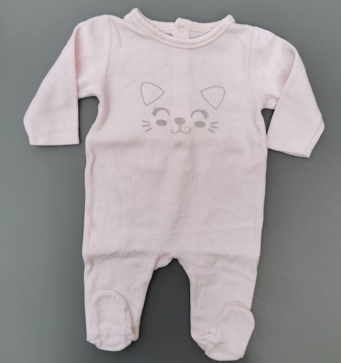 Lot de 7 pyjamas velours 3 mois fille petit bateau Okaïdi - photo numéro 4
