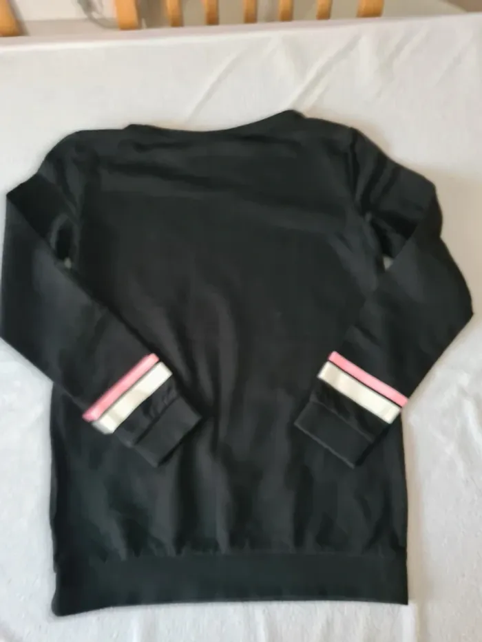 Ensemble sport h&m 10/12 ans - photo numéro 3