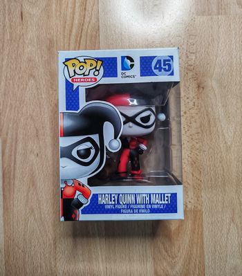 Figurine Pop Harley Quinn with mallet 45