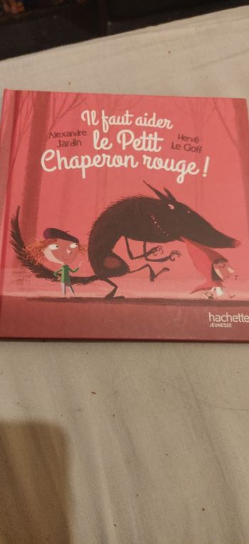 Il faut aider le petit chaperon rouge